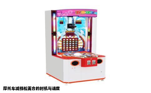 摩托车减档松离合的时机与速度